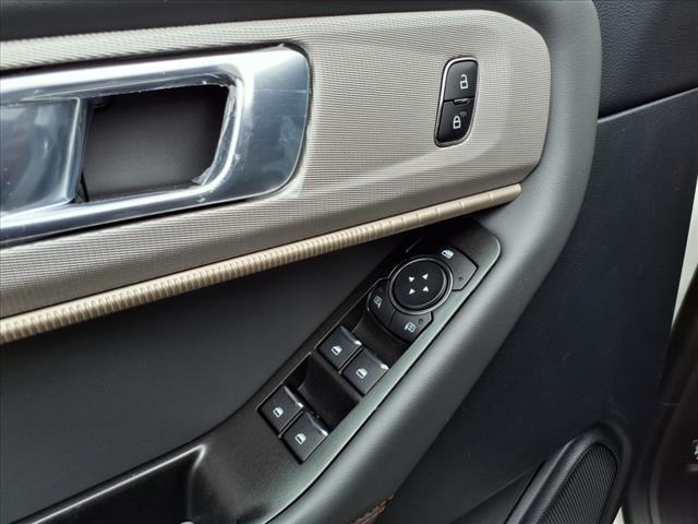 new 2025 Ford Explorer car, priced at $48,040