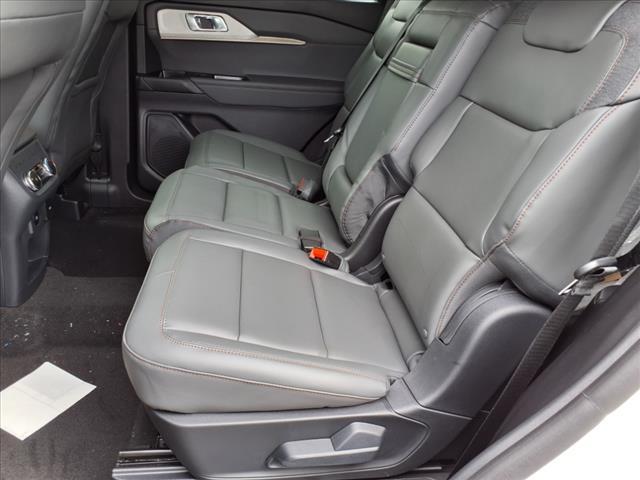 new 2025 Ford Explorer car, priced at $48,040