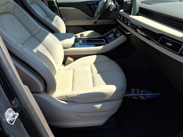 used 2023 Lincoln Aviator car, priced at $45,995