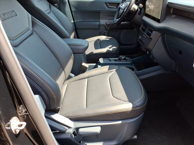 new 2025 Ford Maverick car, priced at $35,022