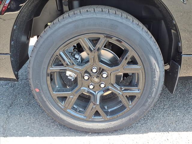 new 2025 Ford Maverick car, priced at $35,022