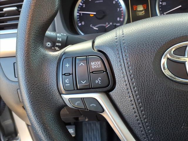 used 2018 Toyota Highlander car, priced at $23,390