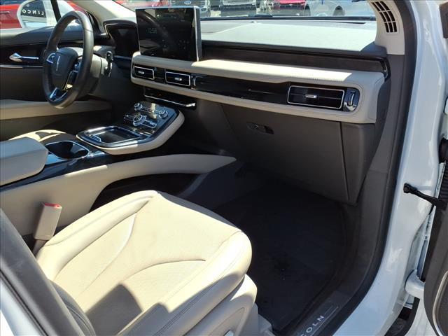 used 2023 Lincoln Nautilus car, priced at $34,695