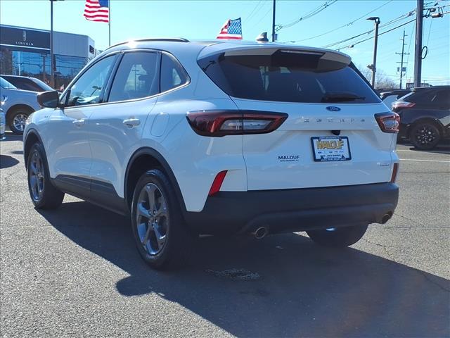 used 2025 Ford Escape car, priced at $30,995