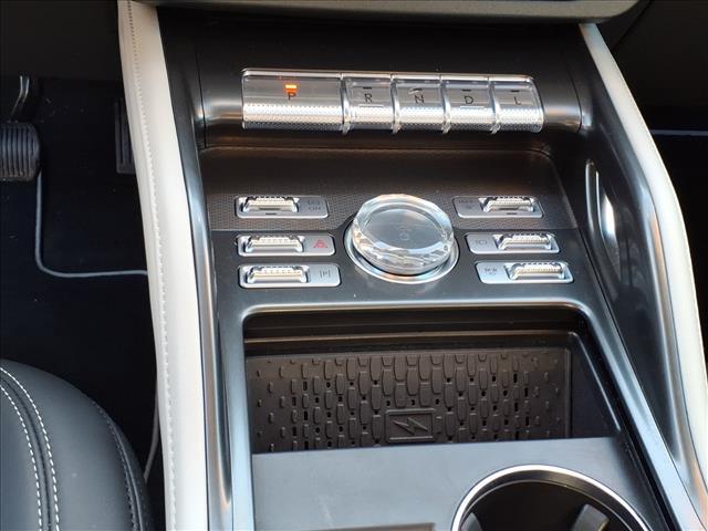 used 2025 Lincoln Nautilus car, priced at $57,895