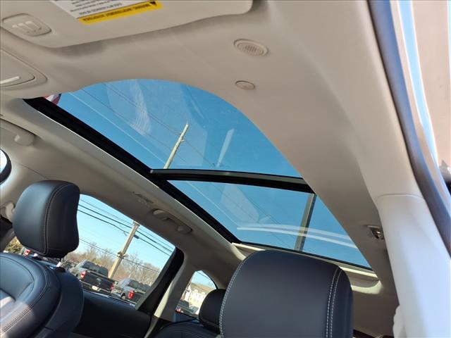 used 2025 Lincoln Nautilus car, priced at $57,895