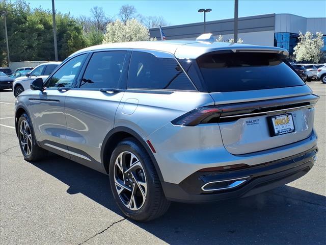 used 2025 Lincoln Nautilus car, priced at $54,895