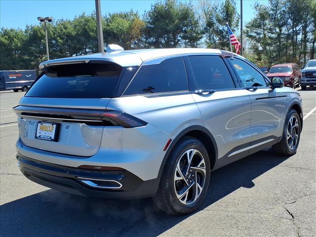 used 2025 Lincoln Nautilus car, priced at $54,895