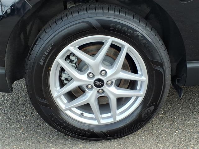 used 2024 Ford Edge car, priced at $24,190