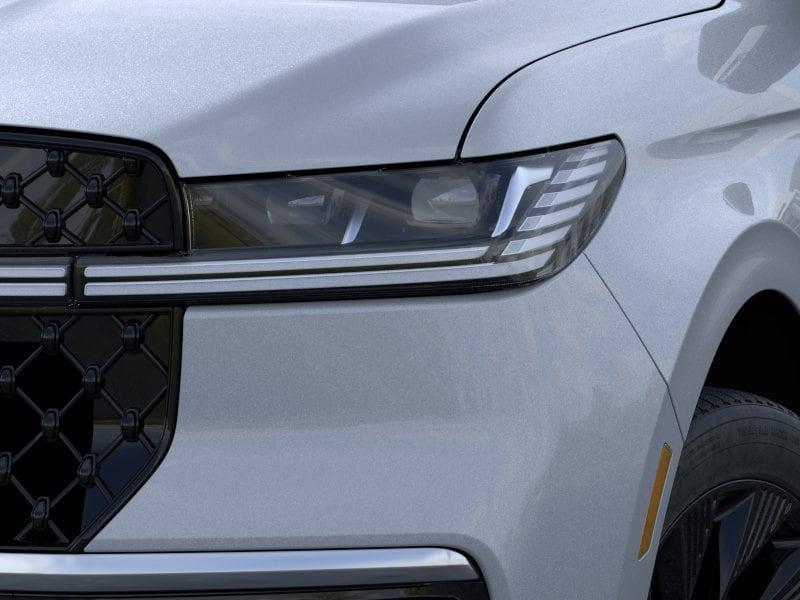 new 2026 Lincoln Navigator car, priced at $100,833