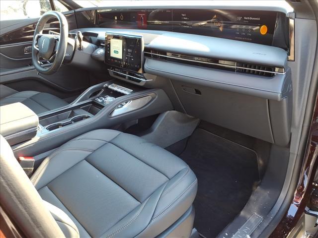 used 2025 Lincoln Nautilus car, priced at $53,695