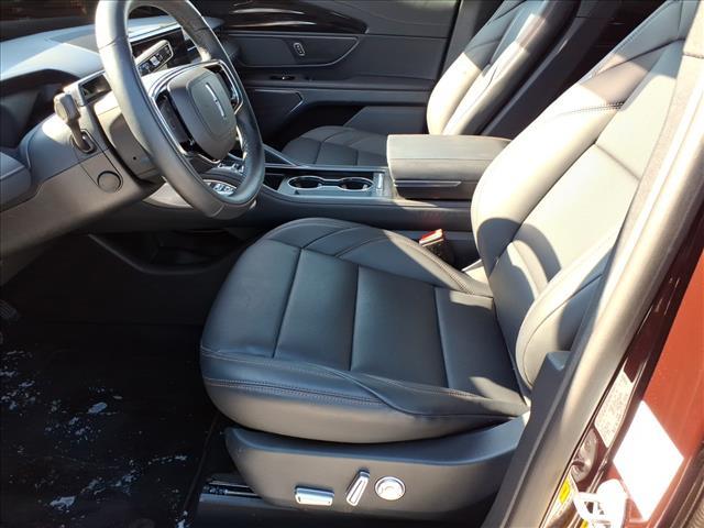 used 2025 Lincoln Nautilus car, priced at $53,695