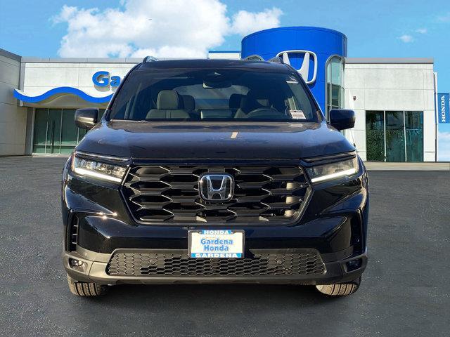 new 2025 Honda Pilot car, priced at $41,695