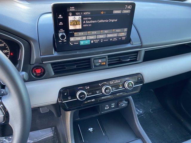 used 2025 Honda Pilot car