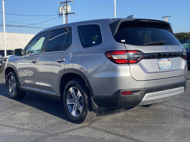 used 2025 Honda Pilot car