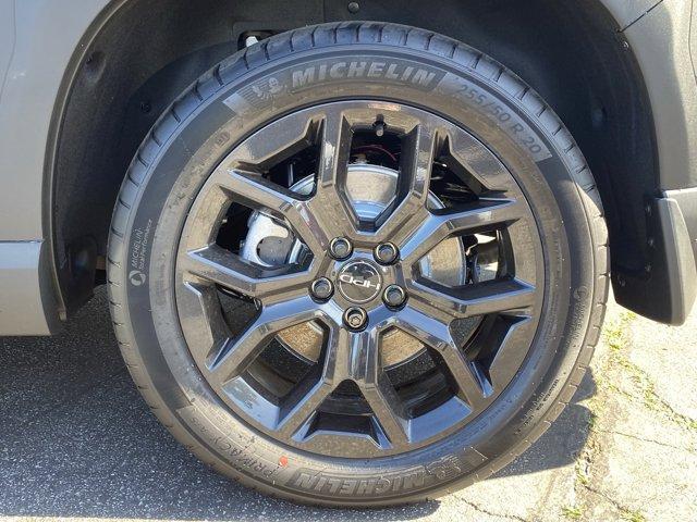 new 2025 Honda Pilot car, priced at $52,735