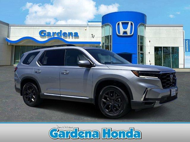 new 2025 Honda Pilot car, priced at $50,895