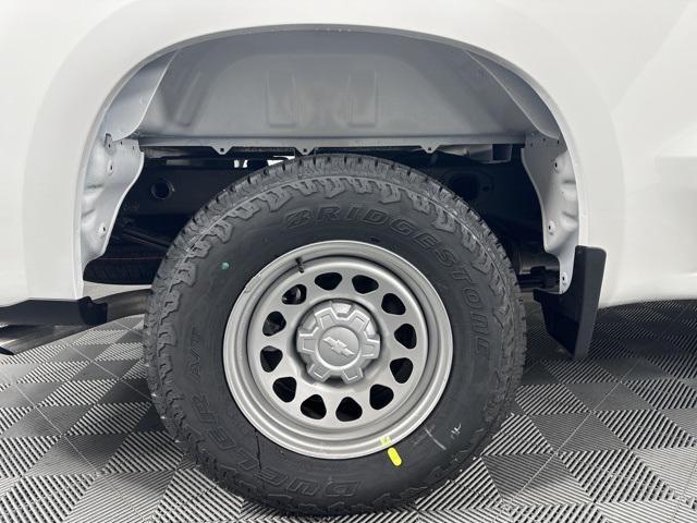 new 2025 Chevrolet Silverado 1500 car, priced at $39,820