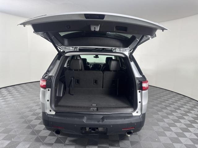 used 2021 Chevrolet Traverse car, priced at $21,617
