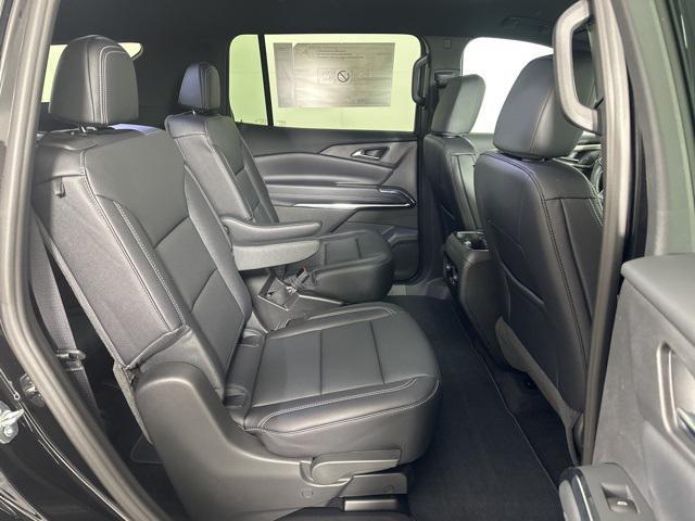 new 2026 Chevrolet Traverse car, priced at $47,305