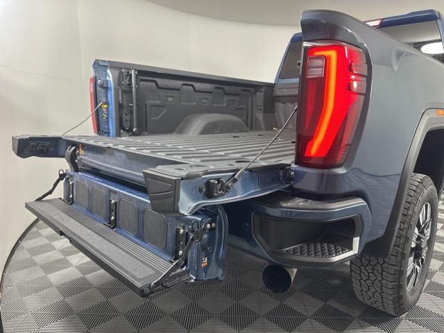 used 2025 GMC Sierra 2500 car, priced at $77,622