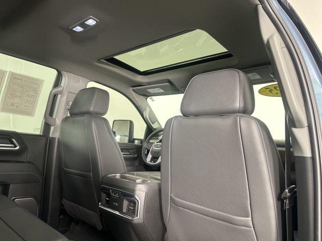 used 2025 GMC Sierra 2500 car, priced at $77,622