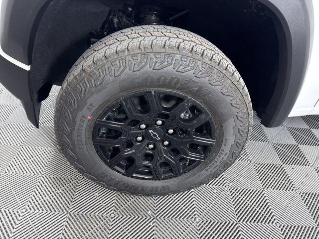 new 2026 Chevrolet Colorado car, priced at $42,095