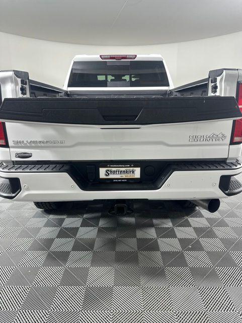 used 2025 Chevrolet Silverado 2500 car, priced at $73,913