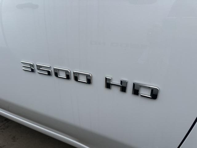 new 2025 Chevrolet Silverado 3500 car, priced at $51,078