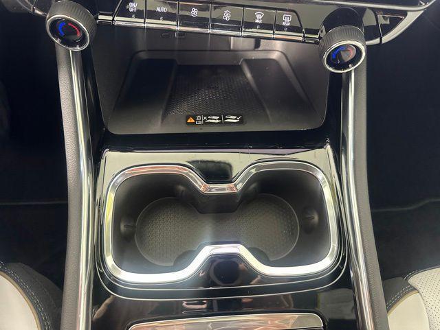 new 2026 Chevrolet Traverse car, priced at $59,185