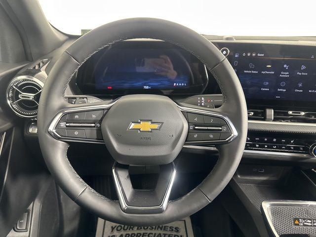 new 2026 Chevrolet Equinox car, priced at $33,534