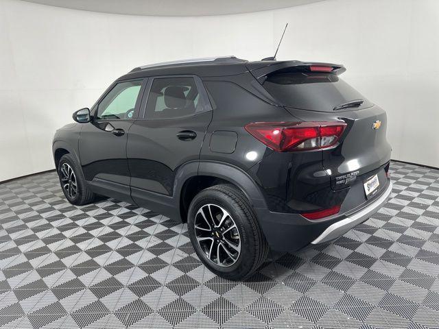 used 2025 Chevrolet TrailBlazer car, priced at $25,638