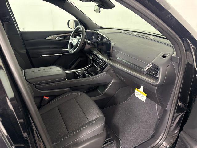 new 2026 Chevrolet Traverse car, priced at $43,648