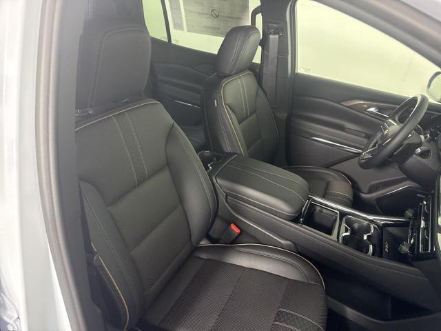 new 2026 Chevrolet Traverse car, priced at $59,831