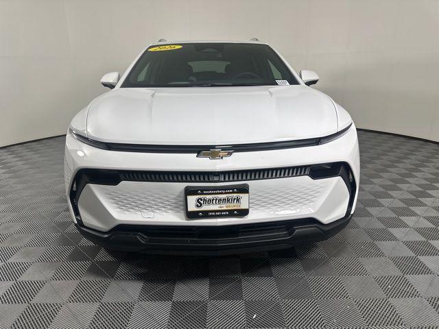 new 2026 Chevrolet Equinox EV car, priced at $35,990