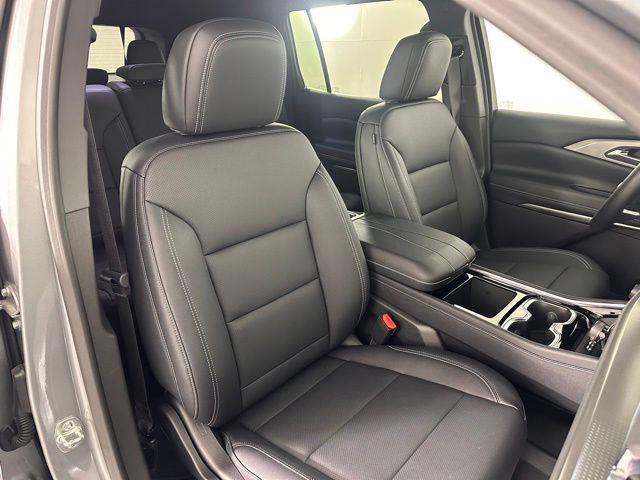 new 2026 Chevrolet Traverse car, priced at $49,311