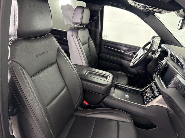 used 2024 GMC Yukon car, priced at $59,301