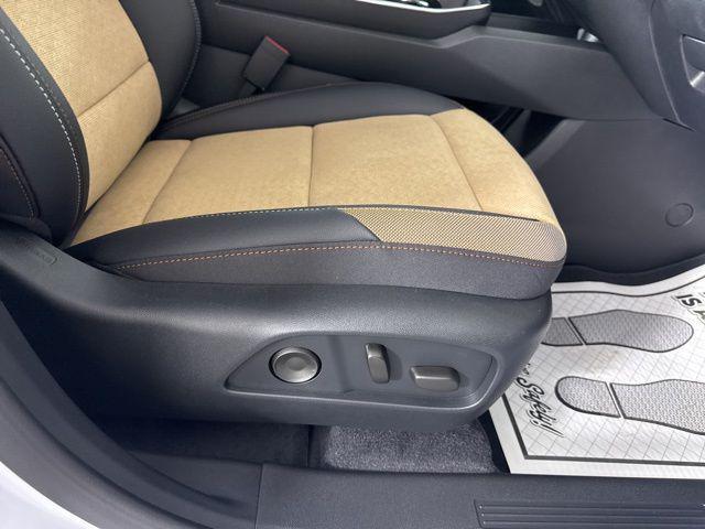 new 2026 Chevrolet Equinox car, priced at $38,485