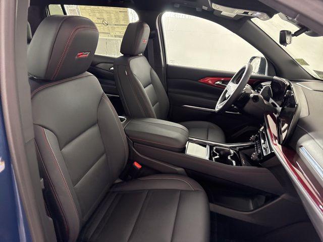 new 2026 Chevrolet Traverse car, priced at $53,620