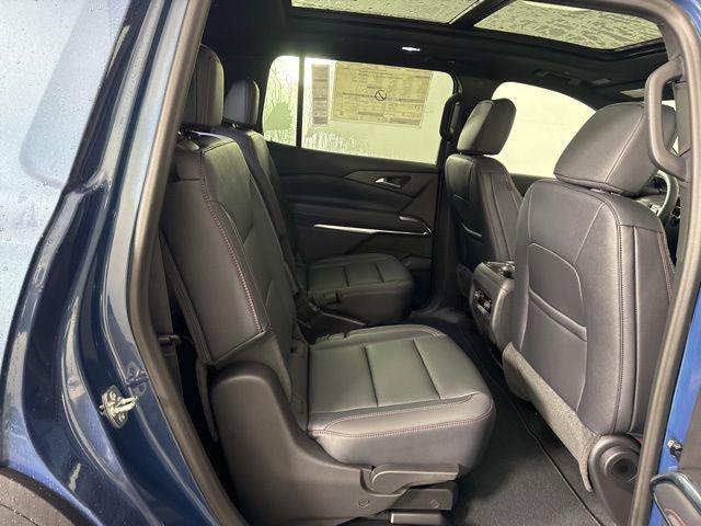 new 2026 Chevrolet Traverse car, priced at $53,620