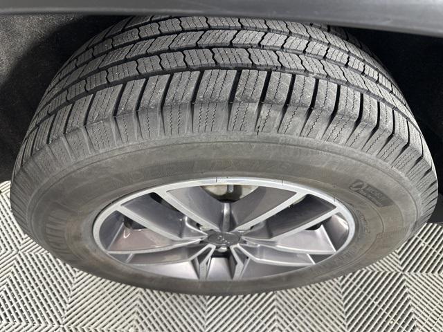 used 2020 Jeep Grand Cherokee car, priced at $20,188