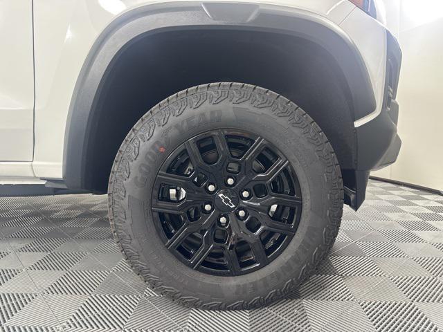 new 2026 Chevrolet Colorado car, priced at $44,525
