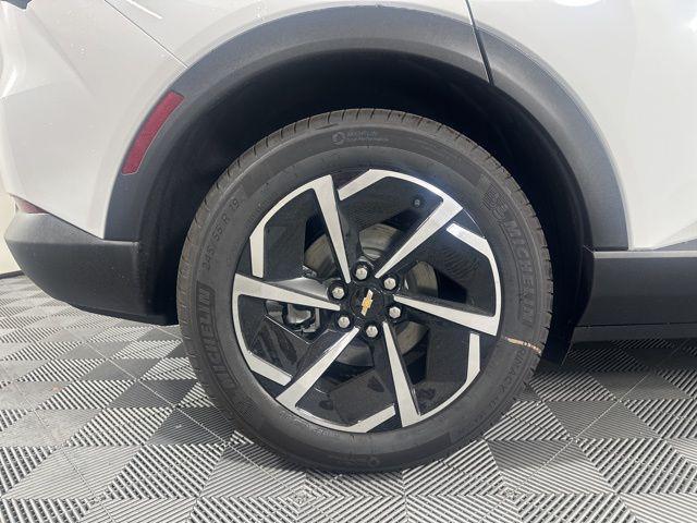 new 2026 Chevrolet Equinox EV car, priced at $36,090