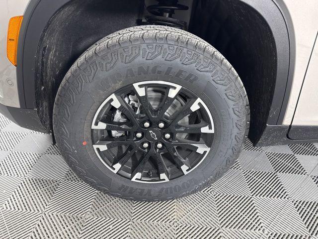 new 2026 Chevrolet Traverse car, priced at $57,555