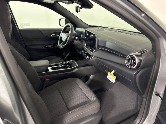 new 2026 Chevrolet Equinox car, priced at $31,385