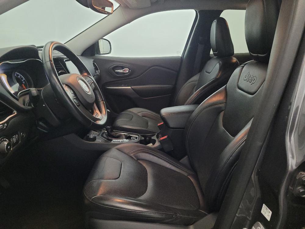 used 2019 Jeep Cherokee car, priced at $23,095
