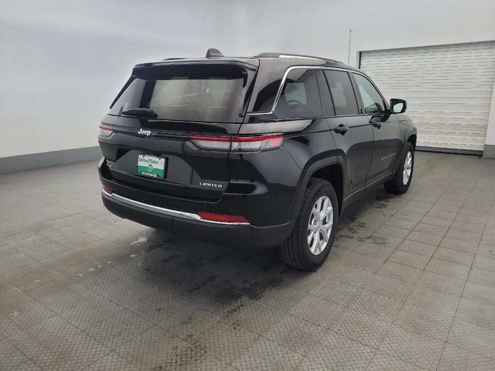 used 2023 Jeep Grand Cherokee car, priced at $27,895