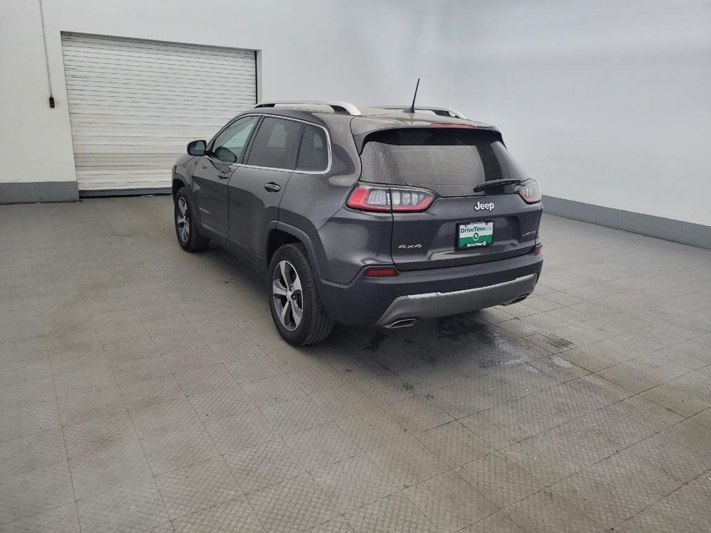 used 2019 Jeep Cherokee car, priced at $20,395