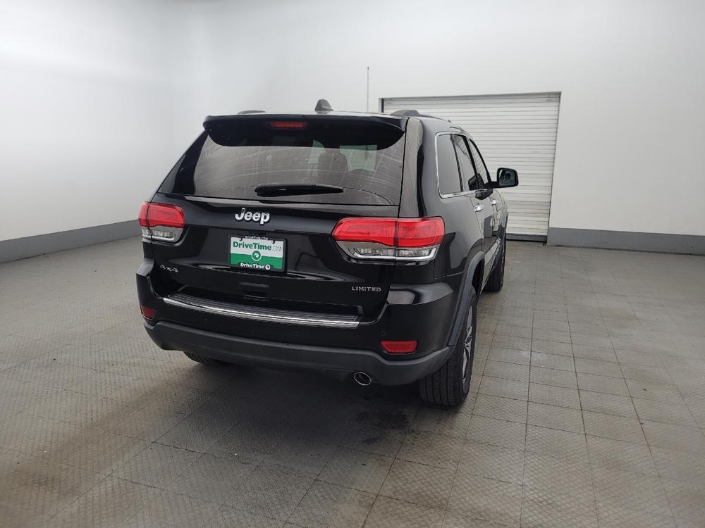 used 2017 Jeep Grand Cherokee car, priced at $18,395