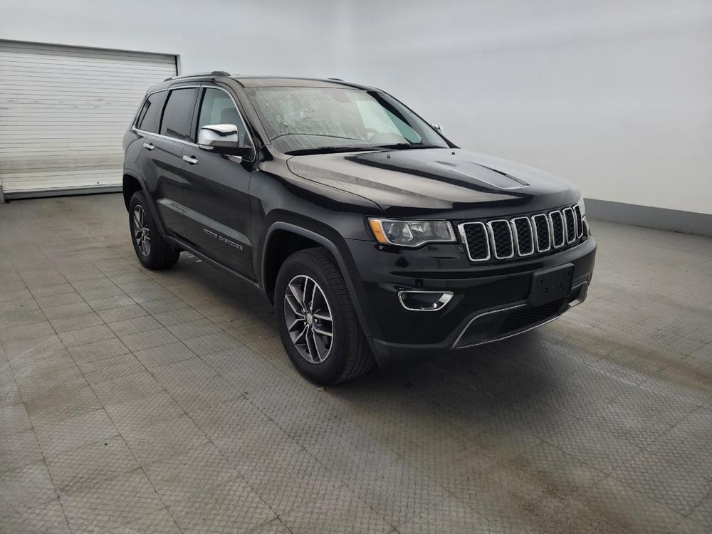 used 2017 Jeep Grand Cherokee car, priced at $18,395